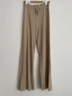 ユニクロ　ウォッシャブルリブニットパンツ　ベージュ