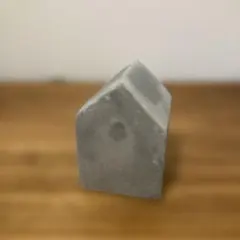 Bloomingville 家型オブジェ ペーパーウエイト タグ付き