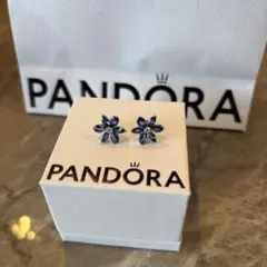 PANDORA フラワーモチーフ ピアスのサムネイル