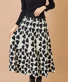 新品未開封＊トッコ　ハート柄ニットタックスカート　バイカラーモノトーン秋冬デート