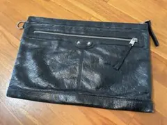 バレンシアガ クラッチバッグ