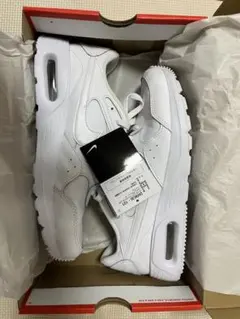 Nike エアマックスエクシー　ホワイト スニーカー　26cm