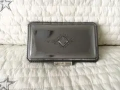 ジルスチュアート パウダーファンデーションコンパクト 限定