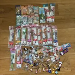 ご当地キティ　ストラップ　シャーペン　ボールペン　52点
