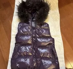【美品】デュベティカ　ダウンベスト
