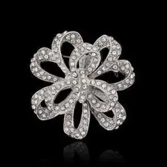 ブローチ フラワー クリスタル シルバー コサージュ 結婚式 スワロフスキー風