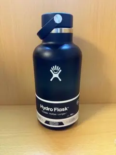 【新品・未使用】Hydro Flask 64oz（1.9L） ワイドマウスのサムネイル