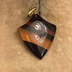 鼈甲 ネックレス