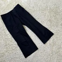 美品 ユニクロ センタープレス ストレートパンツ W64 ブラック 黒 通勤