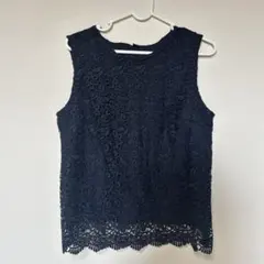UNIQLO レースノースリーブブラウス 紺色M総レース 花柄 上品きれいめ