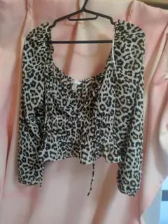H&M レオパード柄 長袖ブラウス