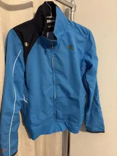 DIADORA 青 パーカー