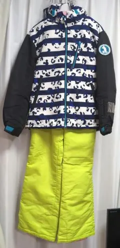 BURTON×Disney スキーウェア上下セット【ディズニー好きに♡】 BURTON×Disney スキーウェア上下セット【ディズニー好きに