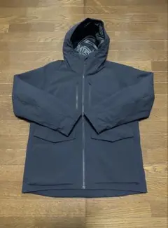 ハイブリッドダウンパーカ