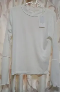 【新品】カットソーＬ 長袖 白 ホワイトトップスＬ
