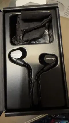 【値下げ】Pioneer SE-CH5BL ハイレゾ 有線イヤホン　バランス接続のサムネイル