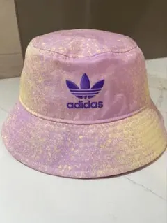 adidas バケットハット ピンク/イエロー