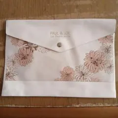 ♡*♡様 PAUL & JOE フラワープリントポーチ