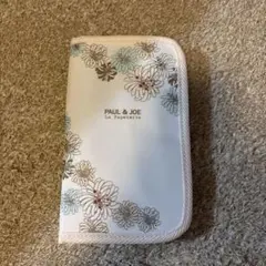 PAUL & JOE 花柄ポーチ　マルチケース