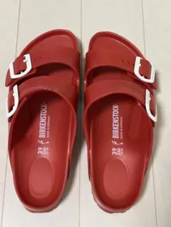 BIRKENSTOCK 赤 ストラップサンダル 37 - メルカリ