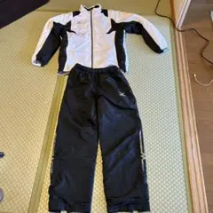 ミズノウインドブレーカー