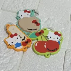 限定✨ハローキティ キーホルダー 3点セット