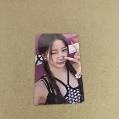 lesserafim　different　カズハ