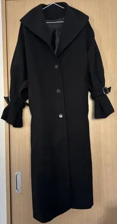 レディース　アウター　コート　ジャケット　ロング　黒　ブラック　フリル　袖　襟