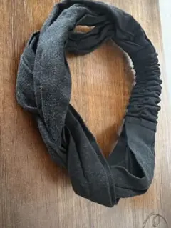 ブラック ツイストデザイン ヘアバンド