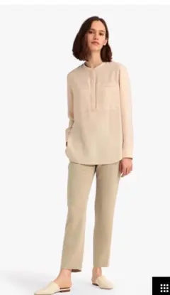 セオリー　ベージュクロップドパンツ