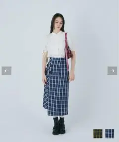 TINA:JOJUN チェック柄スカート ネイビーのサムネイル