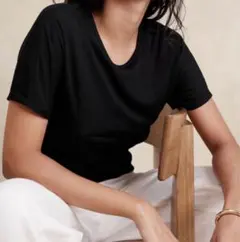 匿名発送⭐️新品⭐️H&M シンプル　ストレッチ　カットソートップス　綺麗なブラック