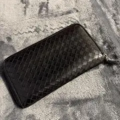 Bottega Veneta 編み込みデザイン ネイビー　レザー 長財布