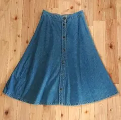 【試着のみ・美品】Bershka / ベルシュカ デニム フレアスカート
