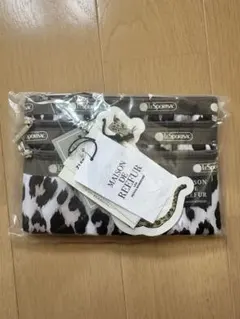 LeSportsac ×リーファー　ヒョウ柄ポーチ