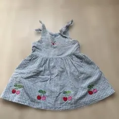 チェリー刺繍のチェック柄ワンピース