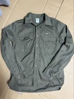 Nike SB ボタンアップシャツ M オリーブグリーン