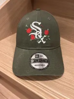 New Era 9FORTY オリーブキャップ　ホワイトソックス　バラ刺繍