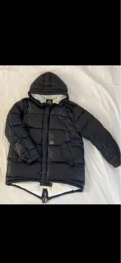 黒 ダウンジャケット フード付き