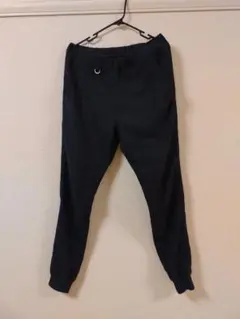 uniform experiment 黒系 ストライプ柄 ジョガーパンツ