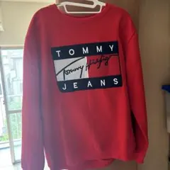 TOMMY JEANS レッド トレーナー Mのサムネイル