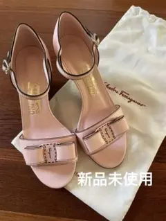かわいい！！フェラガモ　新品未使用　サンダル パンプス
