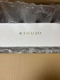 【新品未使用】KINUJO キヌージョ プロ ストレートアイロンのサムネイル