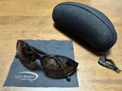 Item thumbnail for item de024eb3-5f74-4a75-9056-6055a90e6b06