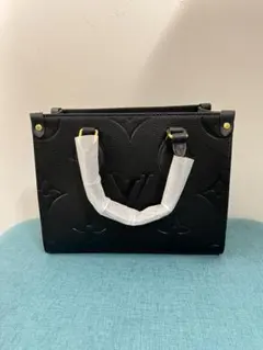 美品ノベルティ　ショルダーバッグ　ブラック　バッグ