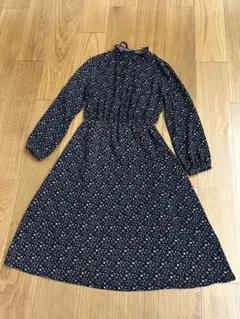 VIS(ビス)花柄フリルハイネック長袖ワンピース