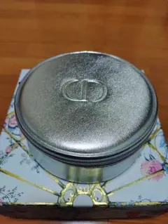 ☆ディオール☆ノベルティ オリジナルバニティポーチ　シルバー