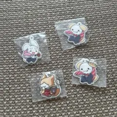 くら寿司　あたり　ガチャガチャ　キーホルダー　4個セット