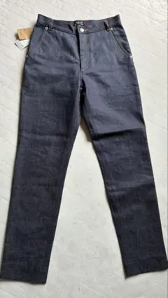 Item thumbnail for item 5a6ee472-e60c-421c-9427-77a5cedd92d2