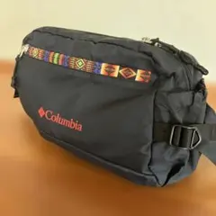 【美品】✨Columbia✨ボディバッグ ウエストポーチのサムネイル
